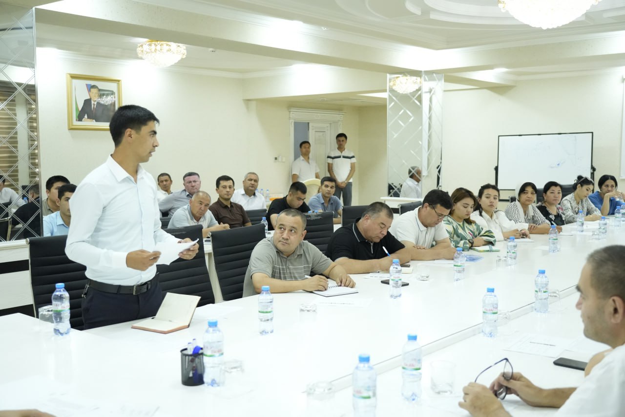 Namangan viloyatida "64-Xalqaro gullar festivali"ga tayyorgarlik ko'rish maqsadida OTMlar bilan hamkorlikda volontyor guruhlarni shakillantirish yuzasidan tashkiliy nazorat yig'ilishi bo'lib o'tdi